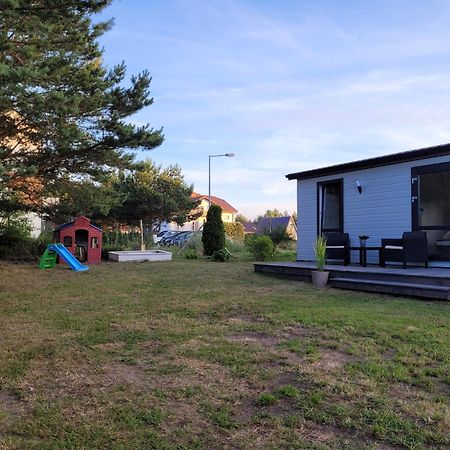 "Agus" Komfortowe I Nowczesne Domki W Cichej Okolicy Niedaleko Plazy Ostrowo  Exterior photo