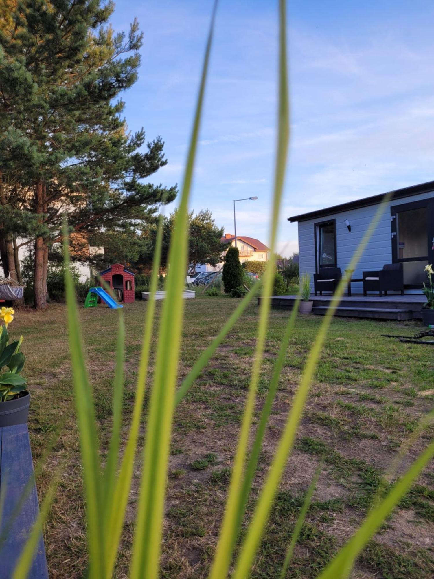 "Agus" Komfortowe I Nowczesne Domki W Cichej Okolicy Niedaleko Plazy Ostrowo  Exterior photo