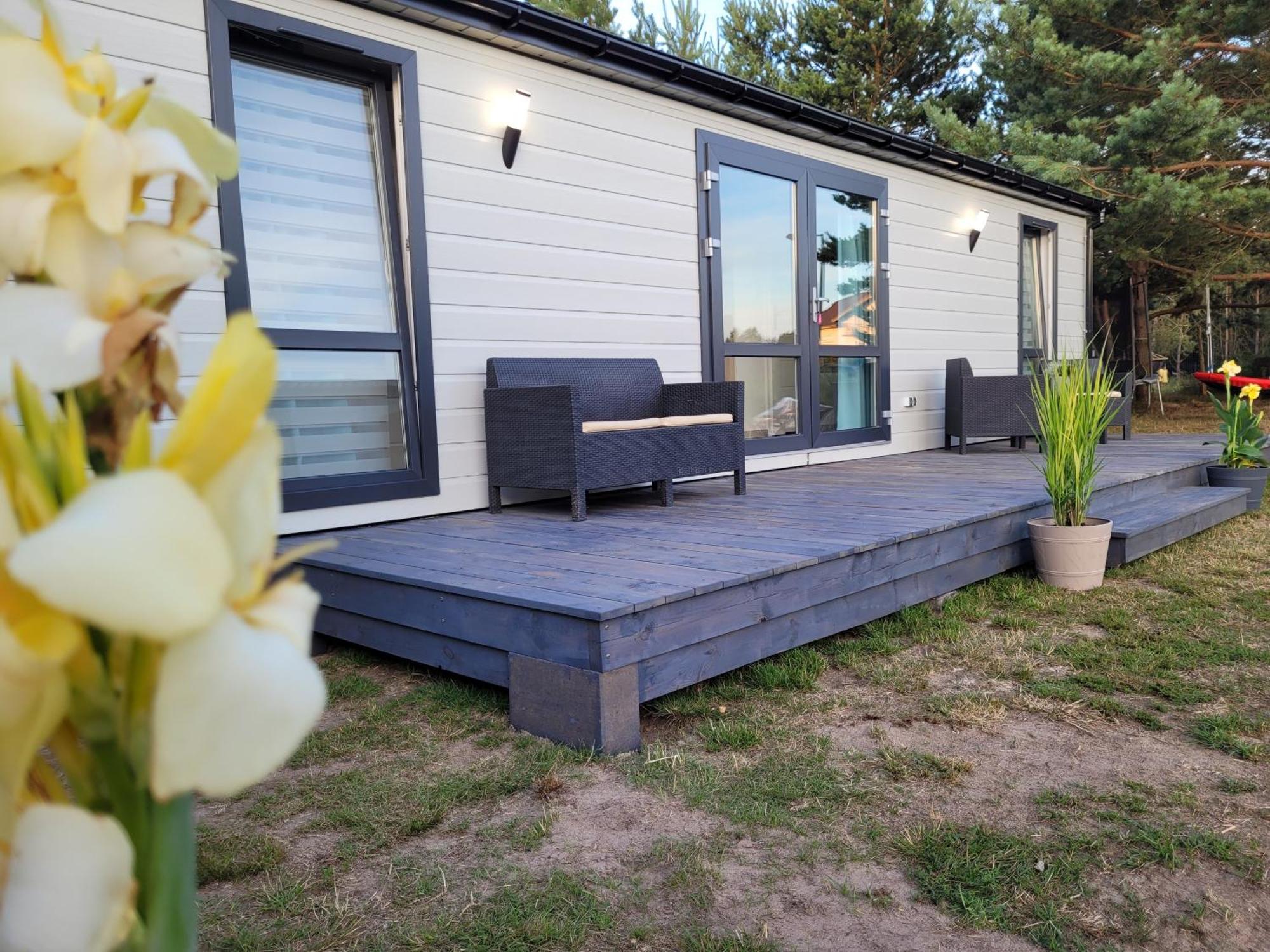 "Agus" Komfortowe I Nowczesne Domki W Cichej Okolicy Niedaleko Plazy Ostrowo  Exterior photo